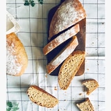 Spelled wheat bread